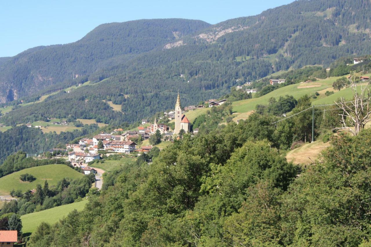 Tschott Hof Villa Villandro Eksteriør billede